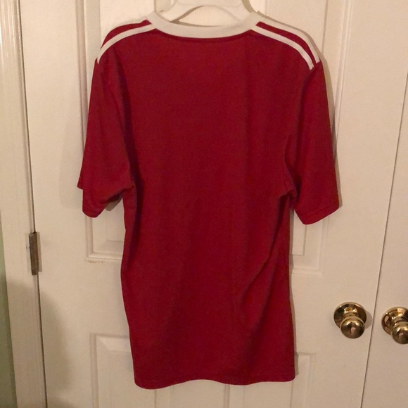 Adult Medium Throwback Manchester United Jersey - Picture 3 of 3